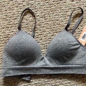 ThirdLove Form Seamless V-Neck Wireless Bra